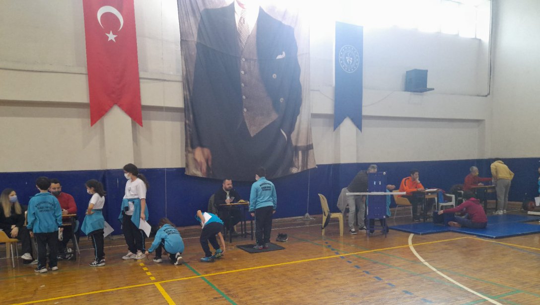 Türkiye Sportif Yetenek Taraması ve Spora Yönlendirme Projesi Kapsamında  5. Sınıf Öğrencilerimize Tarama Testleri Yapıldı