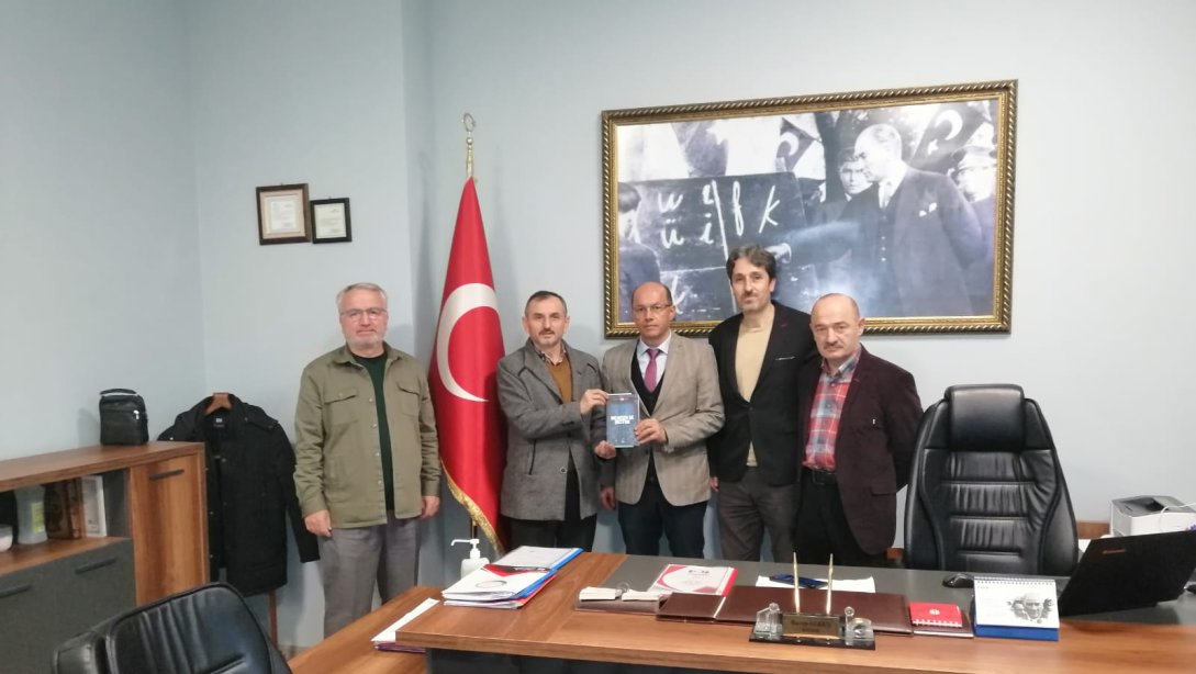 Zonguldak Sosyal Gelişim Derneği Tarafından İlçe Müdürümüze Ziyaret